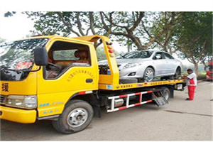 革吉附近24小时汽车拖车服务热线