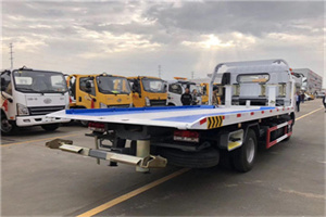 革吉汽车救援补胎